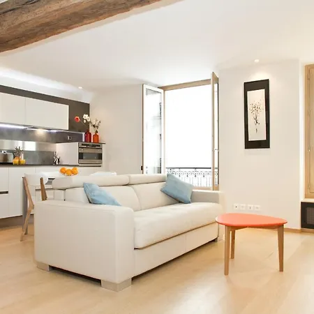 Apartament St Germain Des Pres Private Paryż