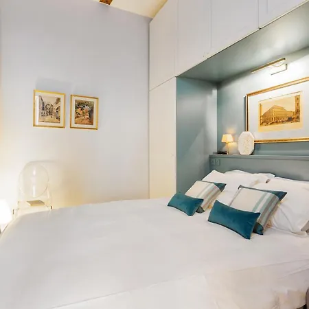 St Germain Des Pres Private Apartman